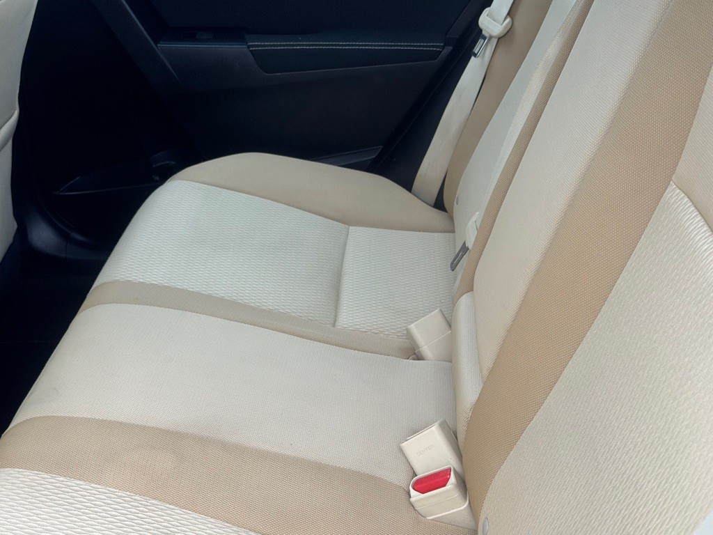 2017 Toyota Corolla Image 18