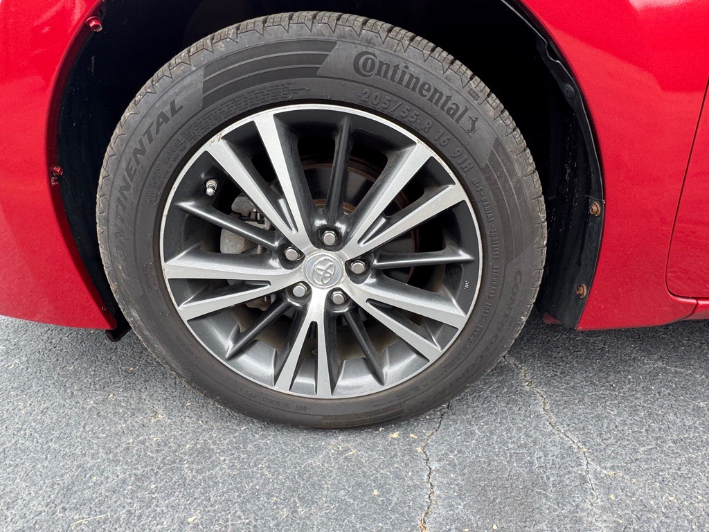 2017 Toyota Corolla Image 22