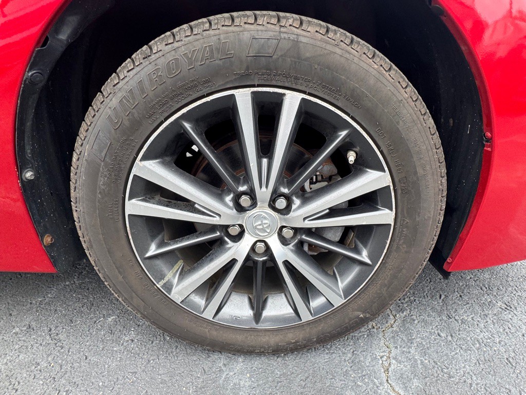 2017 Toyota Corolla Image 24