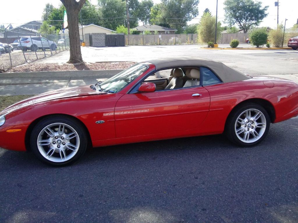 2001 Jaguar XK-Series Image 1