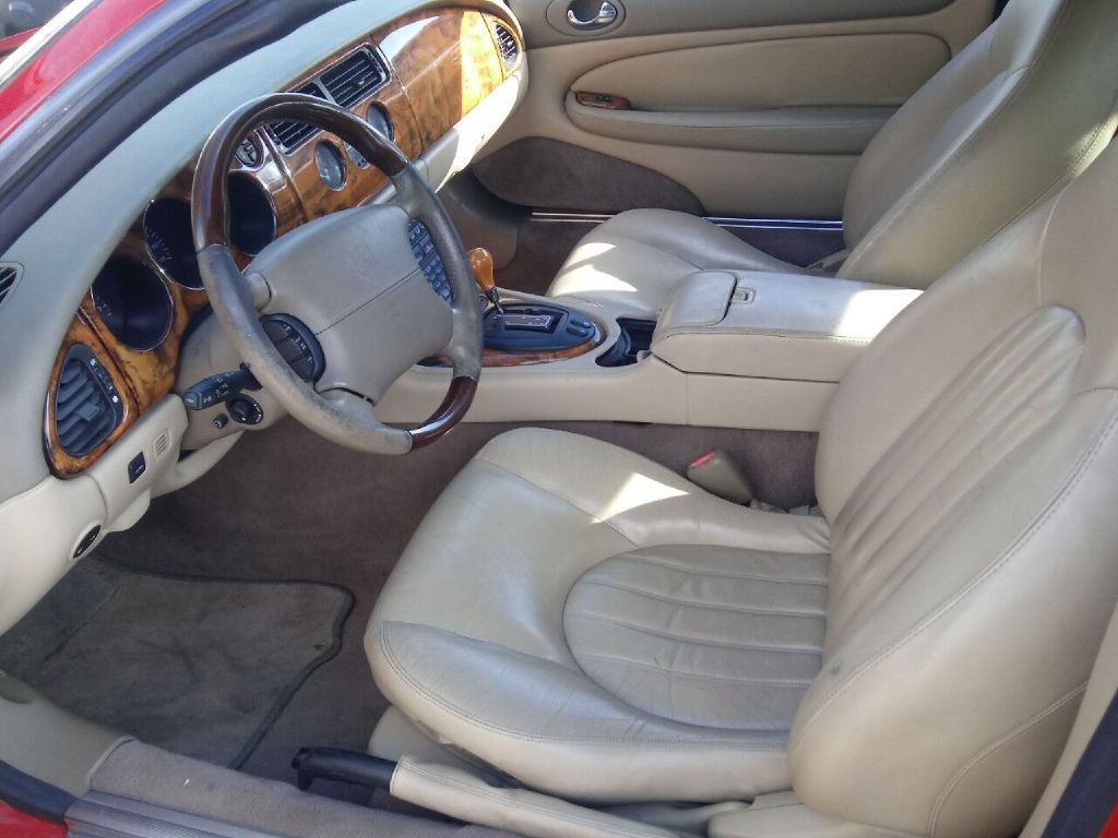 2001 Jaguar XK-Series Image 5