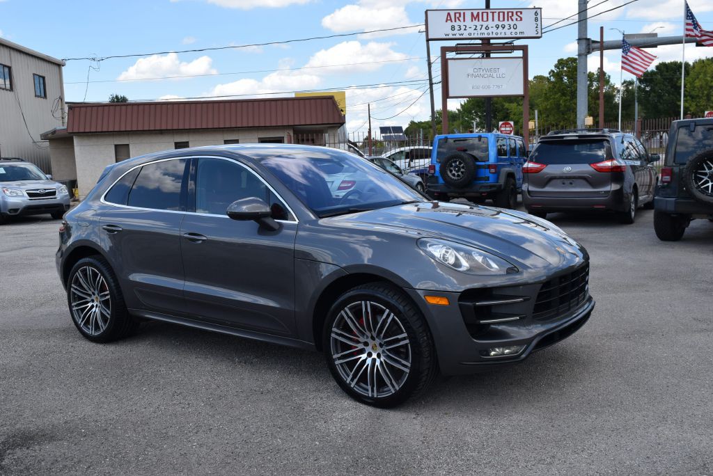 2015 Porsche Macan Image 2