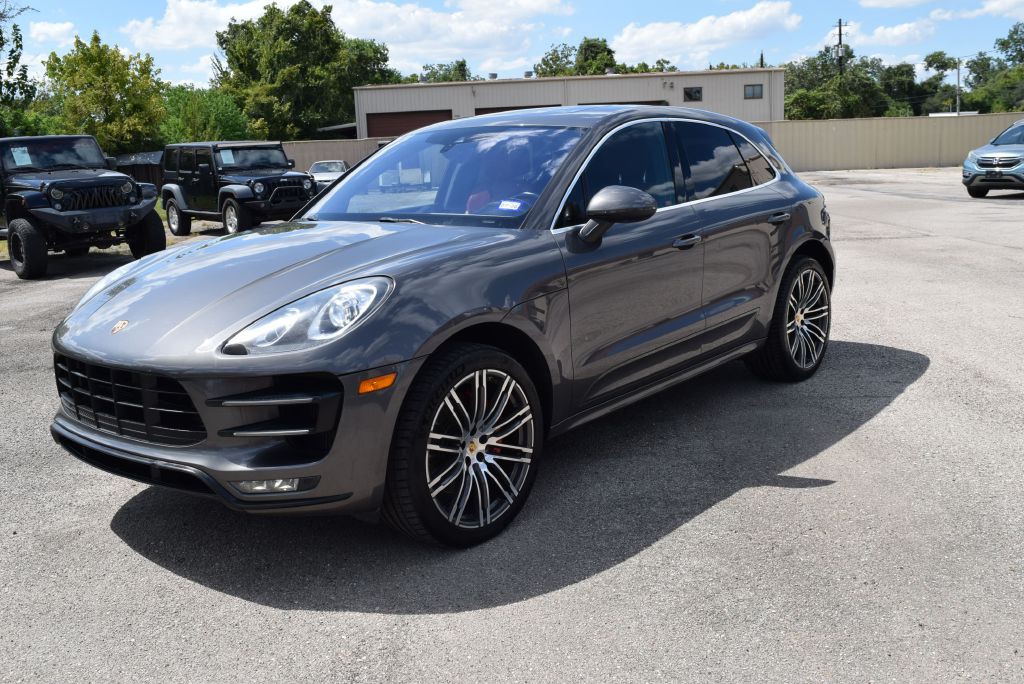 2015 Porsche Macan Image 8