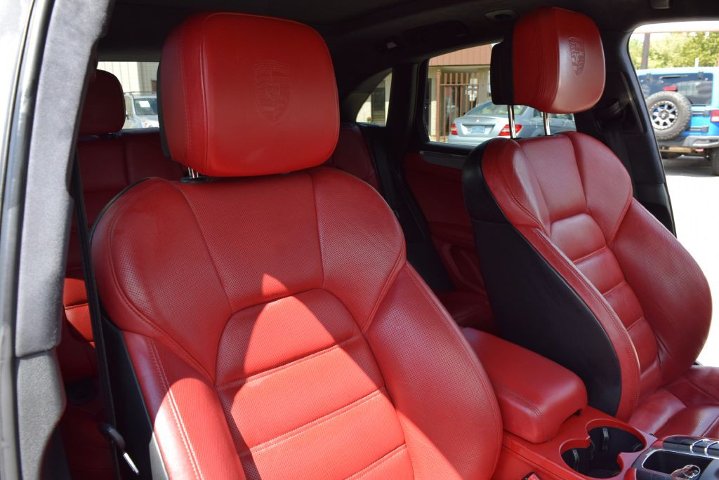 2015 Porsche Macan Image 27