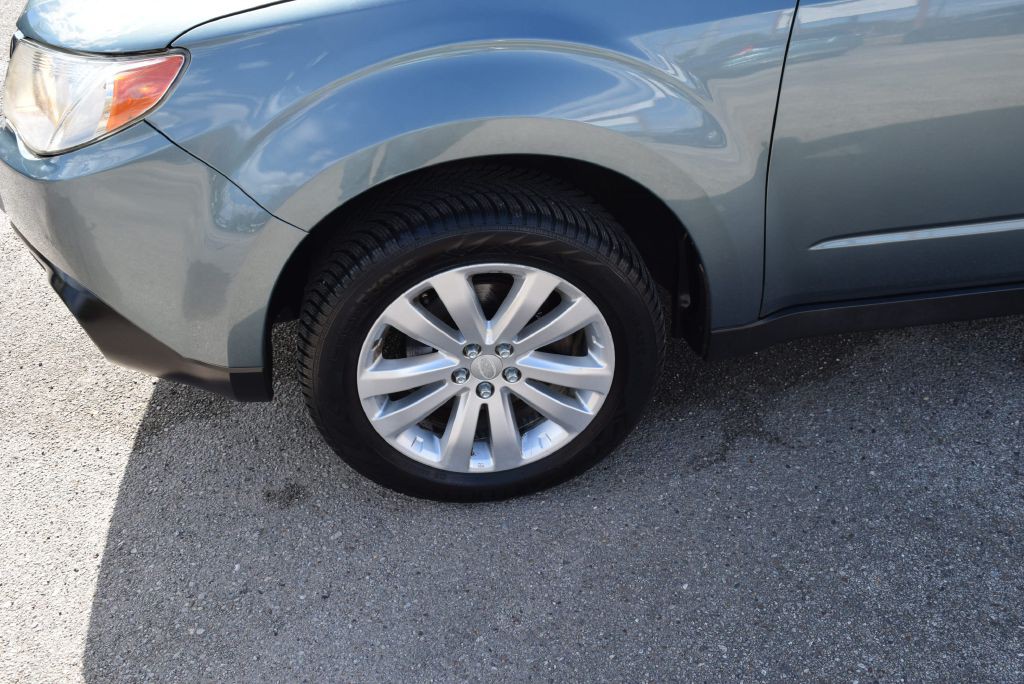 2012 Subaru Forester Image 9