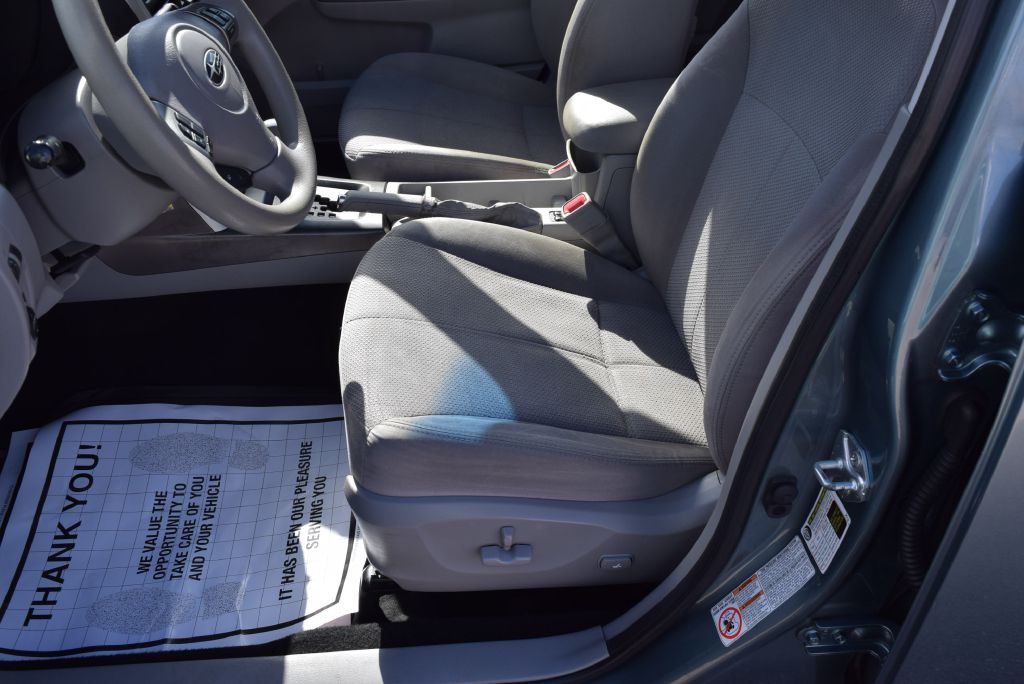 2012 Subaru Forester Image 11