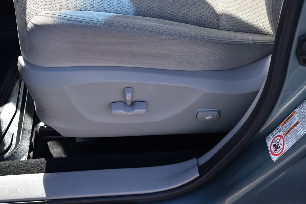 2012 Subaru Forester Image 12