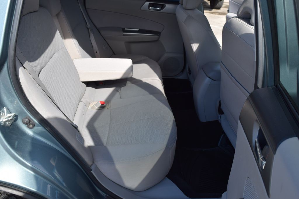 2012 Subaru Forester Image 17