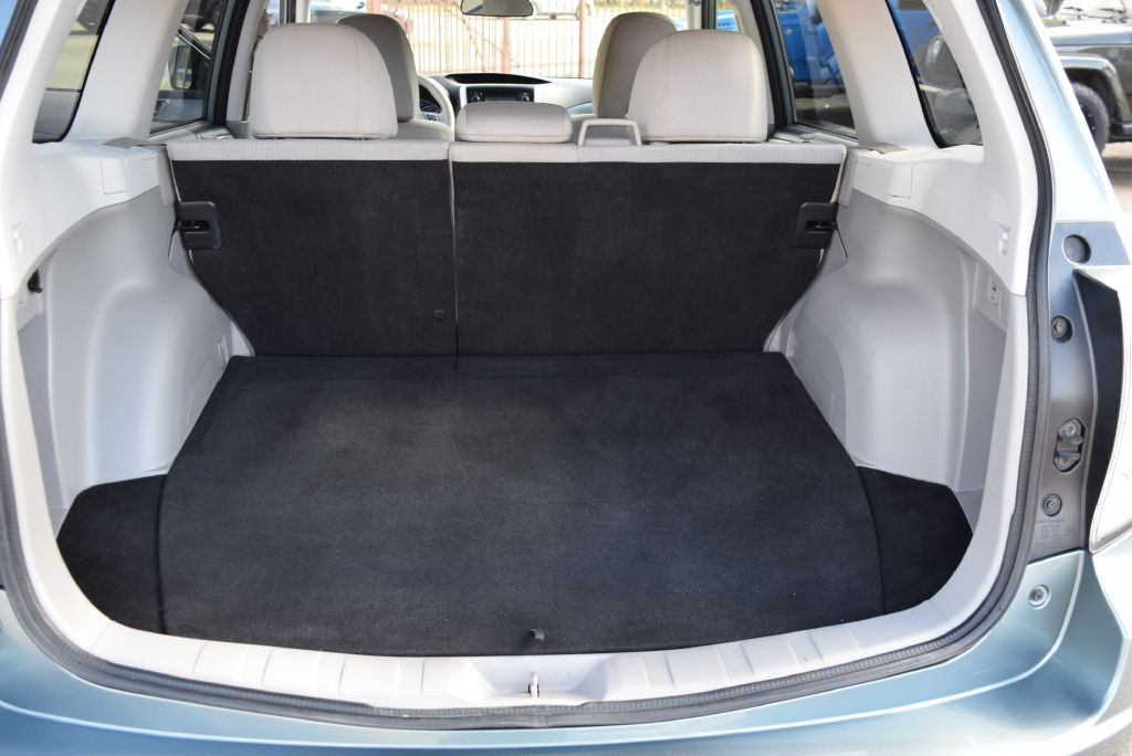 2012 Subaru Forester Image 24