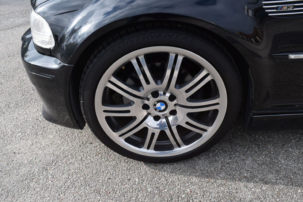 2005 BMW M3 Image 11
