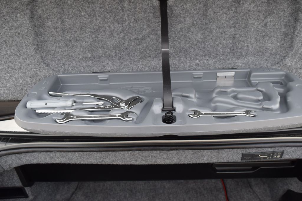 2005 BMW M3 Image 19