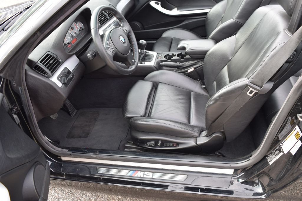 2005 BMW M3 Image 40