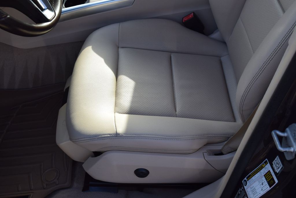 2014 Mercedes-Benz E-Class Image 15