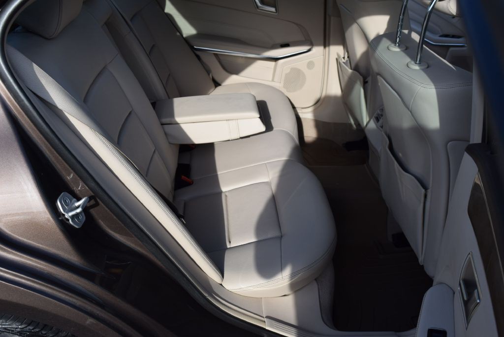 2014 Mercedes-Benz E-Class Image 19