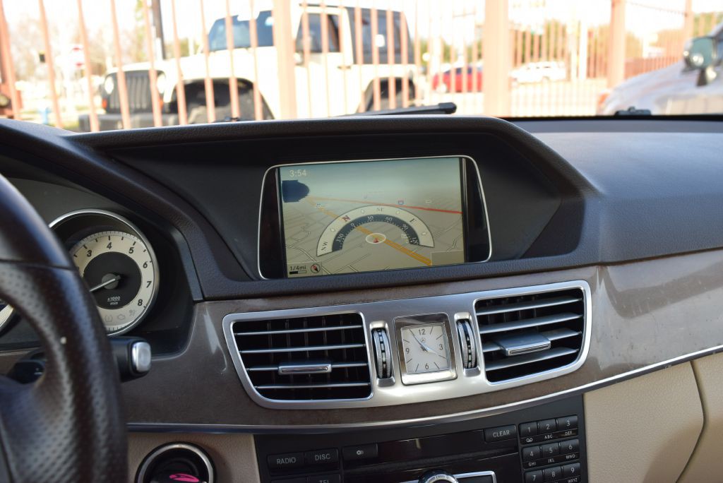 2014 Mercedes-Benz E-Class Image 31