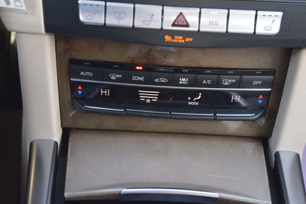 2014 Mercedes-Benz E-Class Image 35