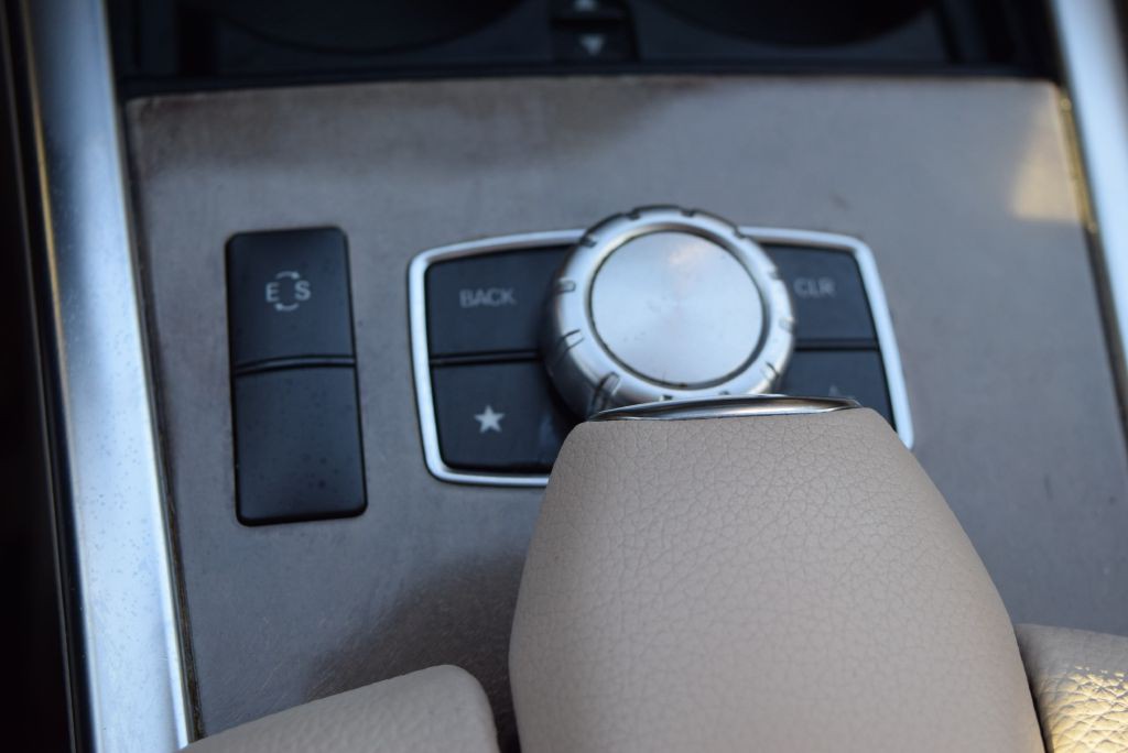 2014 Mercedes-Benz E-Class Image 36