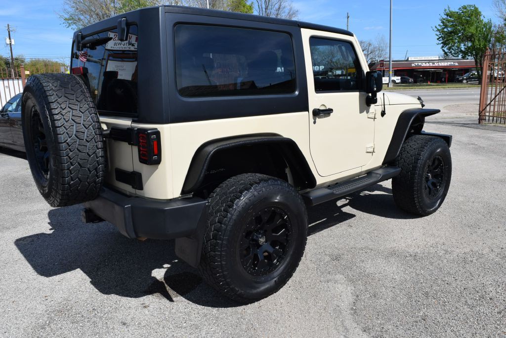 2012 Jeep Wrangler Image 3