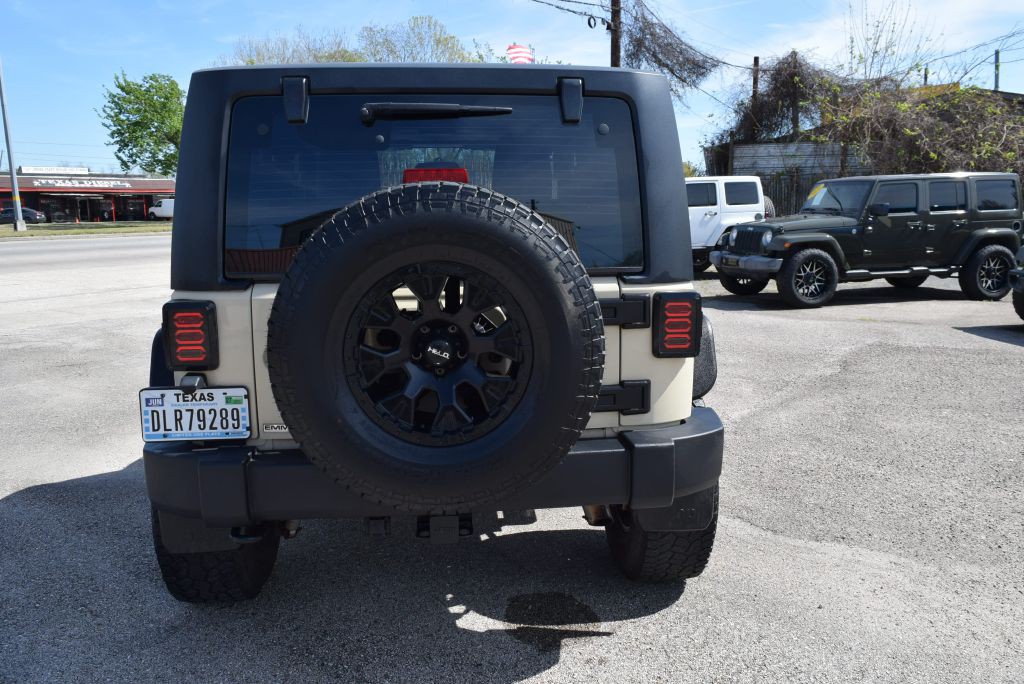2012 Jeep Wrangler Image 4