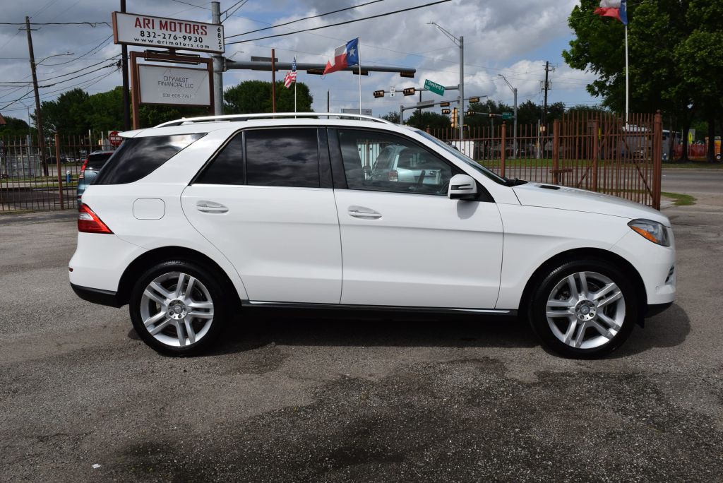 2014 Mercedes-Benz M-Class Image 2