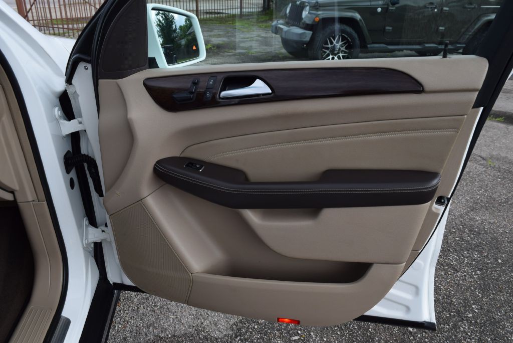 2014 Mercedes-Benz M-Class Image 27