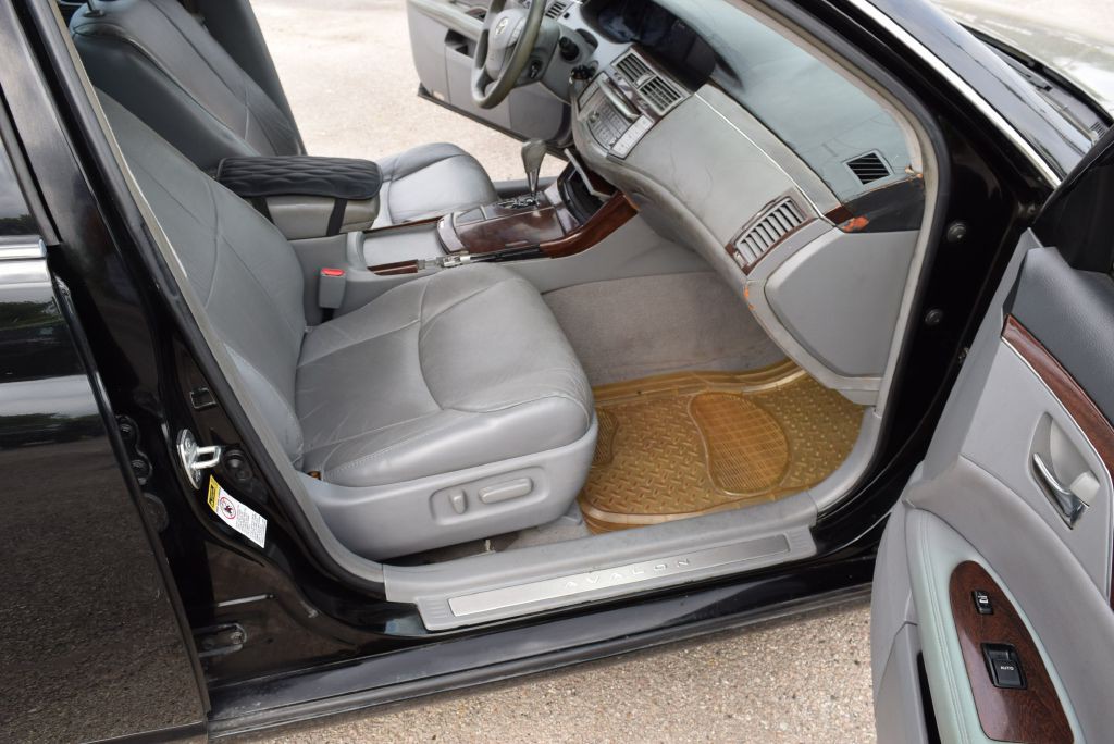 2009 Toyota Avalon Image 14
