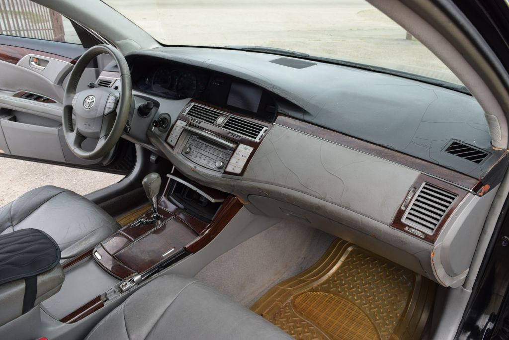 2009 Toyota Avalon Image 15