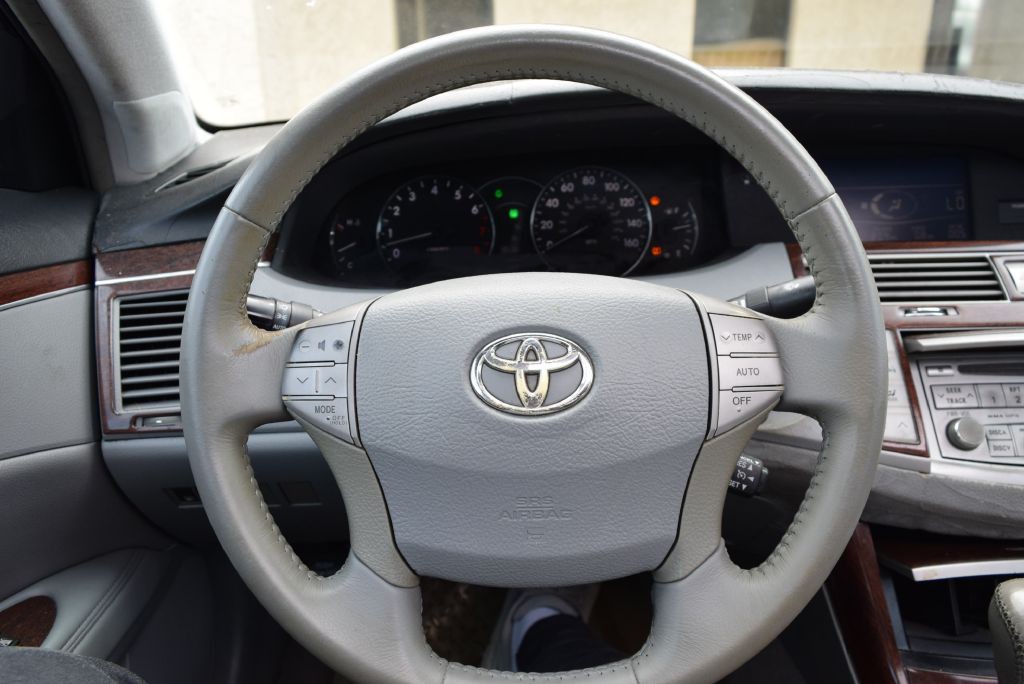 2009 Toyota Avalon Image 22