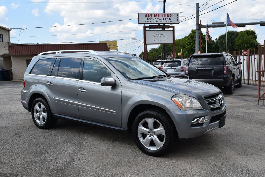 2010 Mercedes-Benz GL-Class Image 1