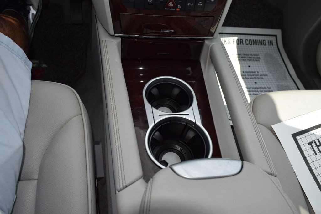 2010 Mercedes-Benz GL-Class Image 37