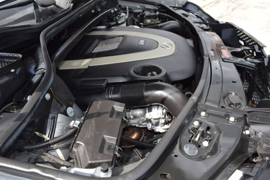 2010 Mercedes-Benz GL-Class Image 40