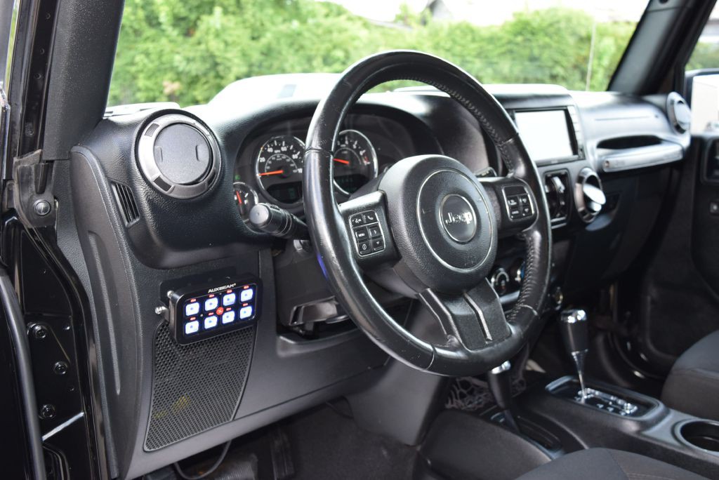 2017 Jeep Wrangler Unlimited Image 16