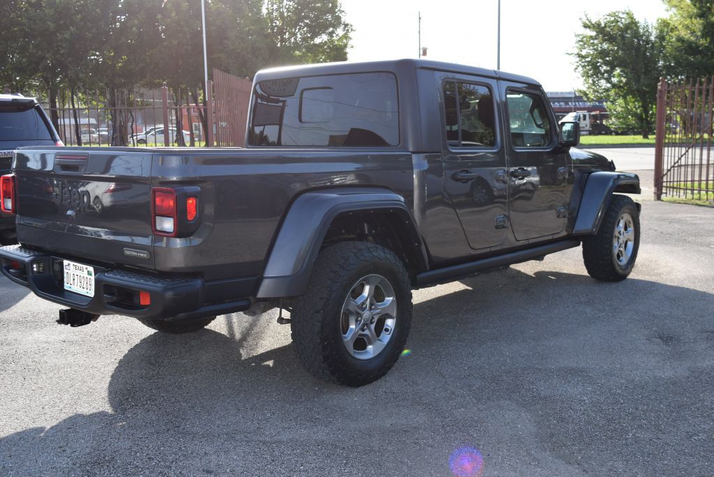 2021 Jeep Gladiator Image 3