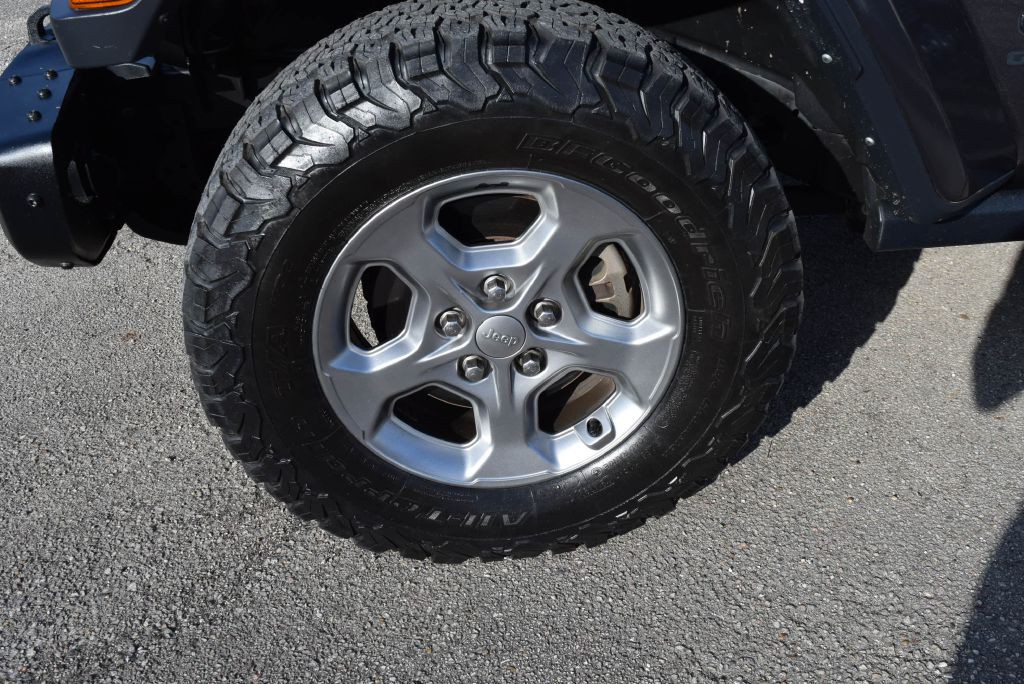 2021 Jeep Gladiator Image 11