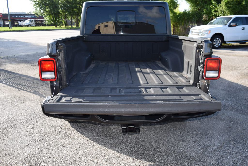 2021 Jeep Gladiator Image 14