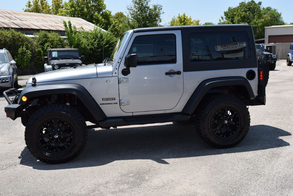 2013 Jeep Wrangler Image 6
