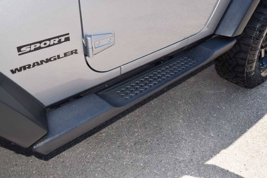 2013 Jeep Wrangler Image 14