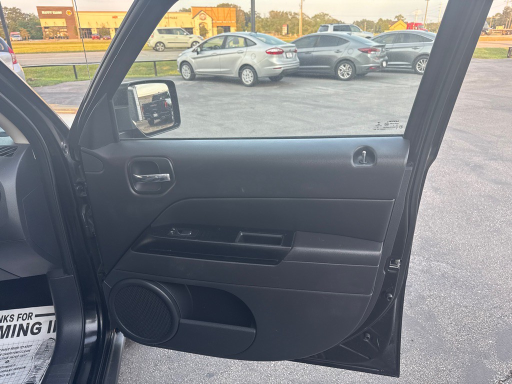 2017 Jeep Patriot Image 18