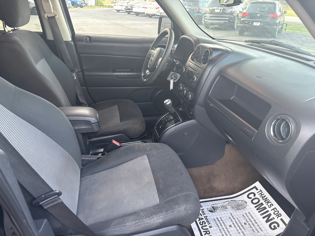 2017 Jeep Patriot Image 19