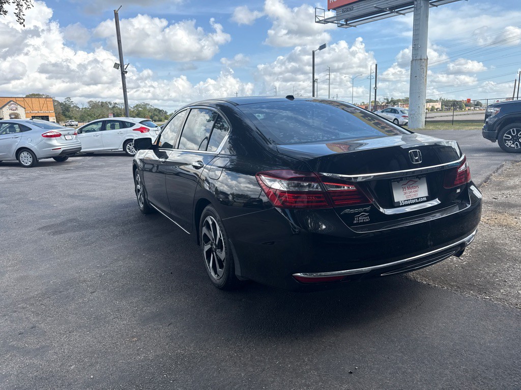 2016 Honda Accord Image 4