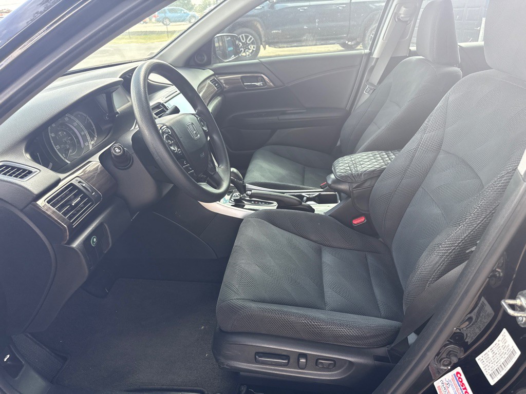 2016 Honda Accord Image 10