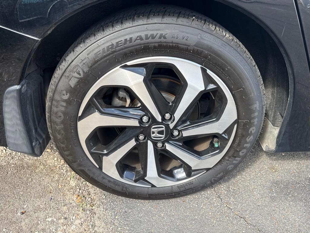 2016 Honda Accord Image 23