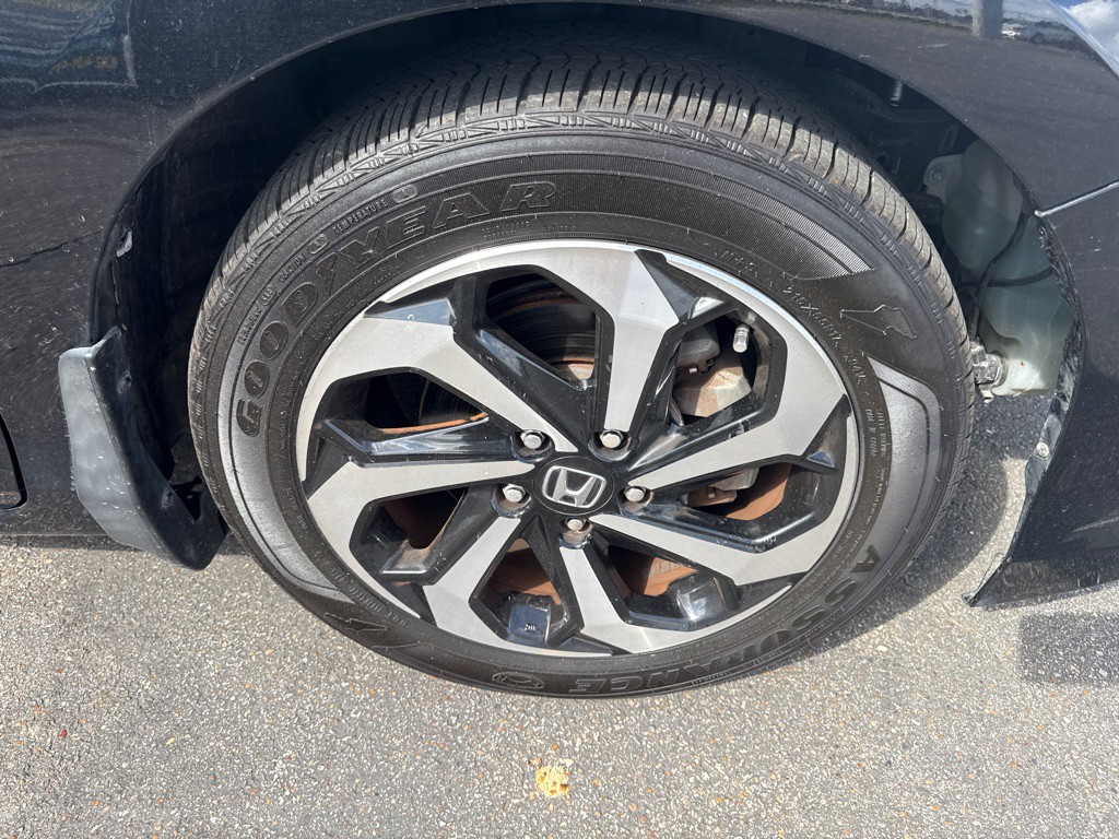 2016 Honda Accord Image 24