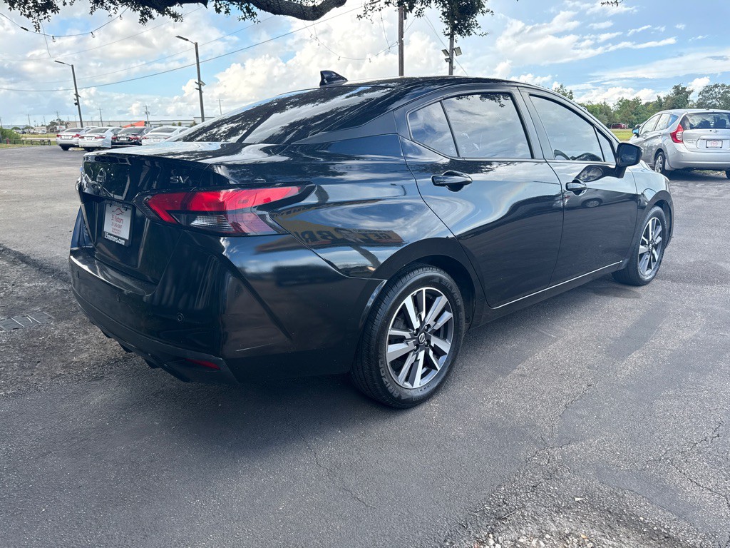 2020 Nissan Versa Image 6
