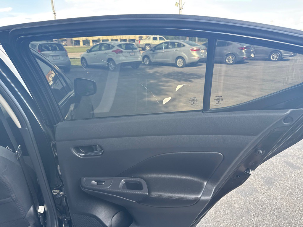 2020 Nissan Versa Image 16
