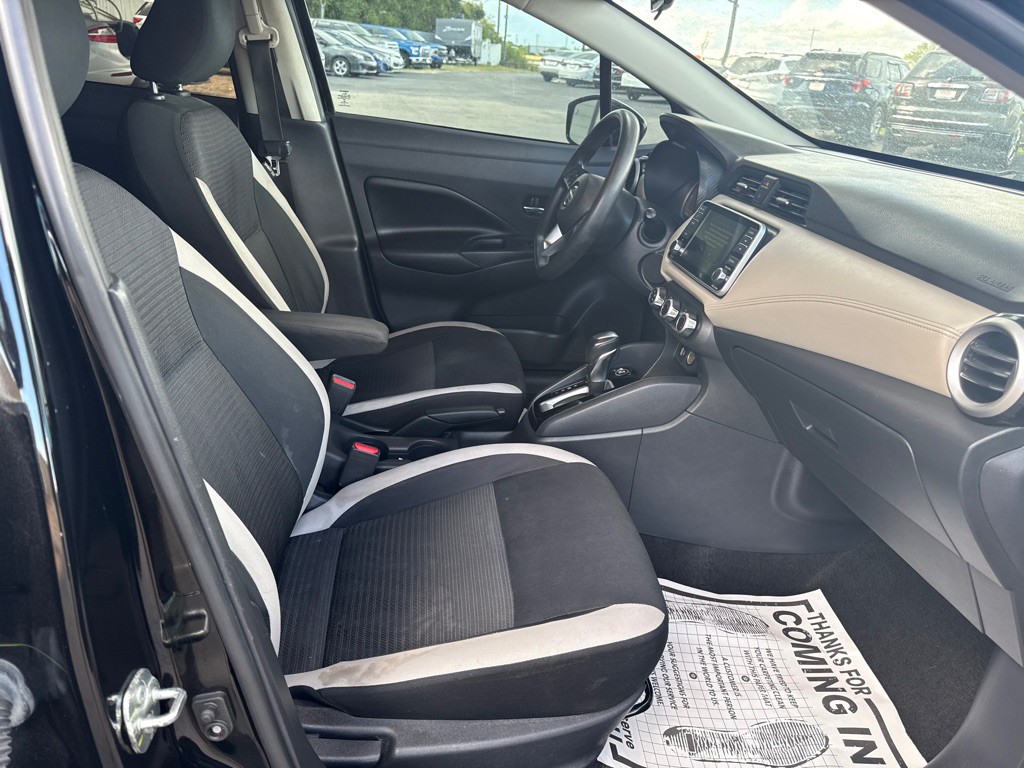 2020 Nissan Versa Image 19