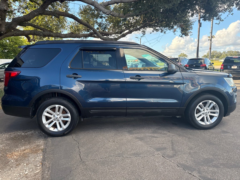 2017 Ford Explorer Image 7