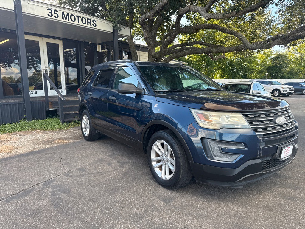 2017 Ford Explorer Image 8