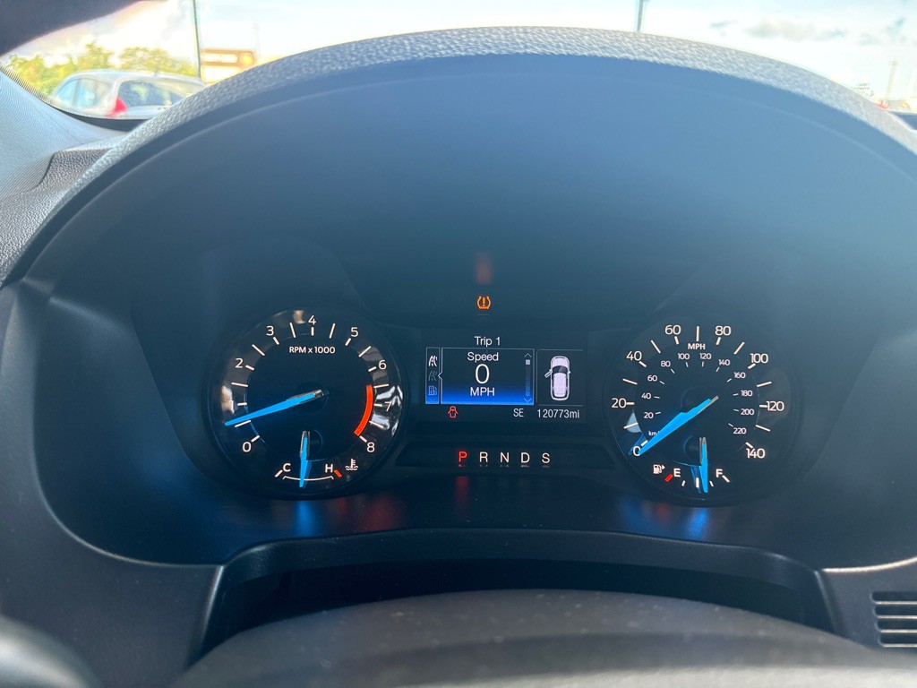 2017 Ford Explorer Image 11