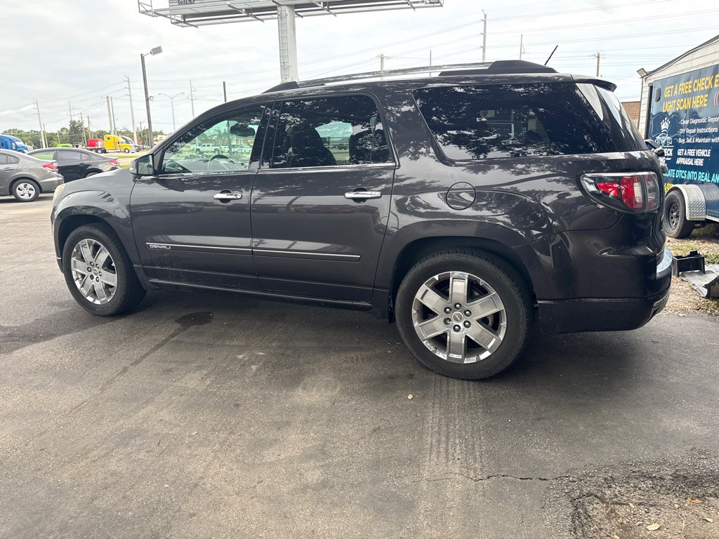 2015 GMC Acadia Image 3